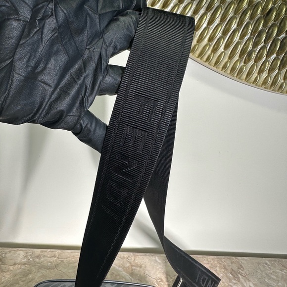 Fendi Logo camera case bag Zucca coated canvas Medium - Picture 6 of 10